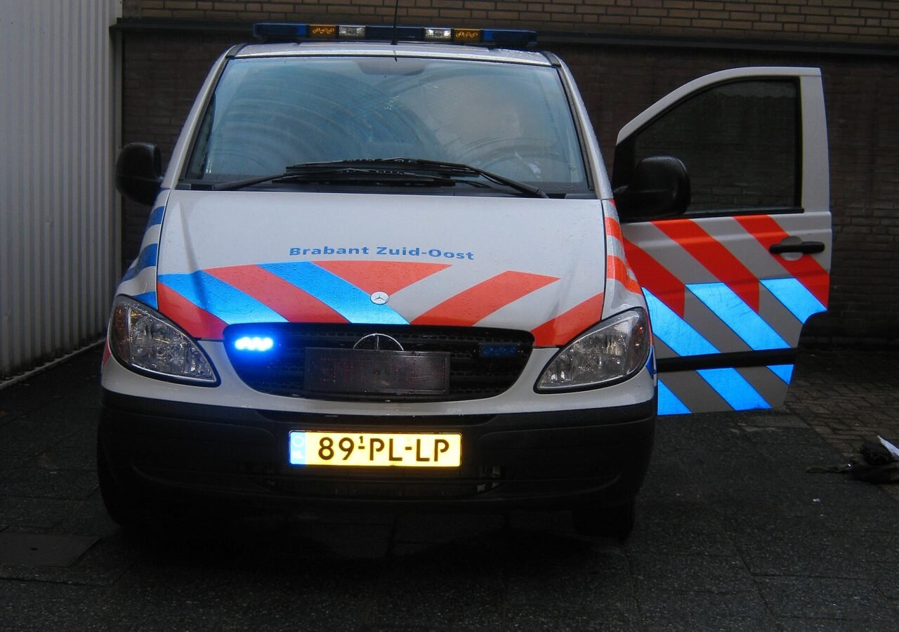Mercedes-Benz Vito 8+1 me qira