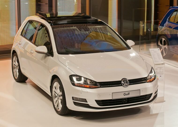 Volkswagen Golf 7 1.6 TDI me qira